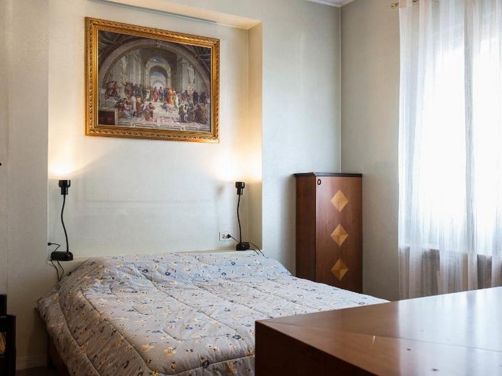 Roomy Apartment Duomo & San Babila Milano Exteriör bild